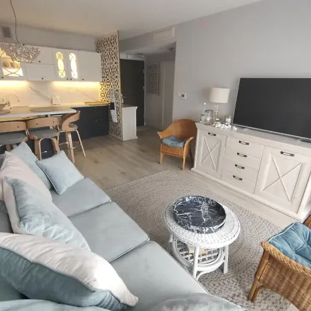 Apartment Luksusowy Stella - Port Krynica Morska